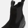 Botas Chelsea Luna de ante negro