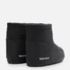 Botas de goma negras sin cordones
