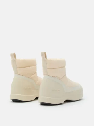 Botas Mezzaluna Puffy en color crema