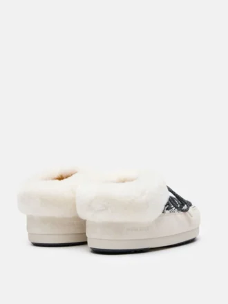 Mules de pelo sintético Moon Boot X Guest in Residence Evx Chalet White Sand Faux Fur Mules