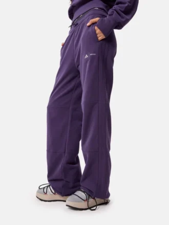 Pantalones de chándal Adidas X Moon Boot en color ciruela